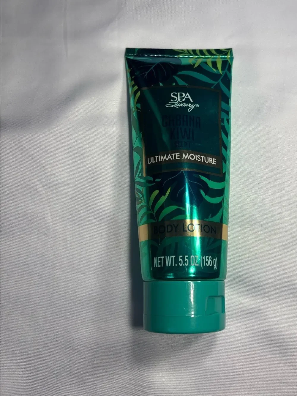 4 New Cabana Kiwi Body Care Set - Green